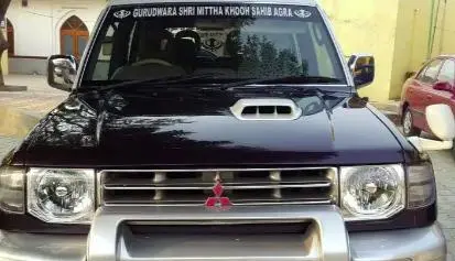 Mitsubishi Pajero SFX 2.8 2011