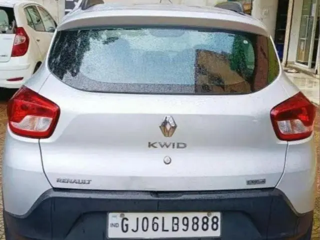 Renault KWID 1.0 RXT AMT 2017