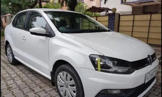 Volkswagen Ameo Comfortline 1.2L (P) 2016