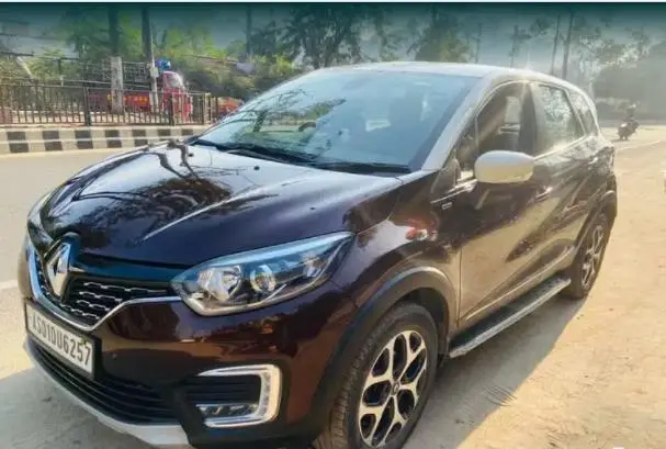 Renault Captur Platine Petrol Dual Tone 2018