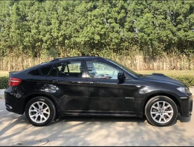 BMW X6 xDrive 30d 2011