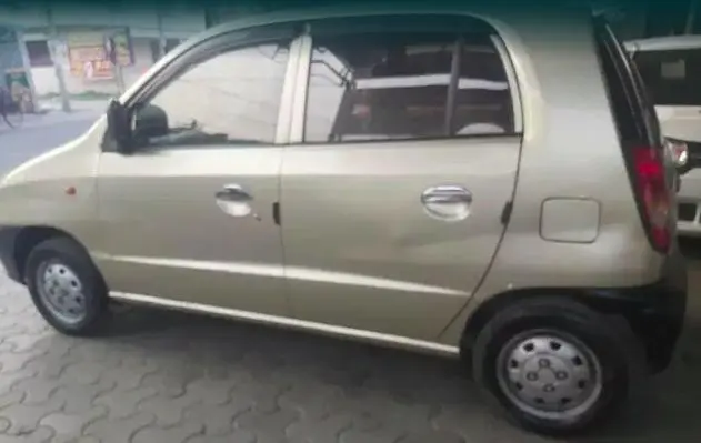 Hyundai Santro LE ZIP Plus 2002