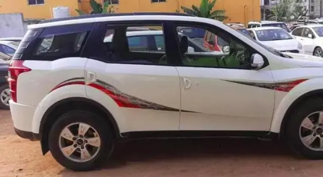 Mahindra XUV500 W8 2013