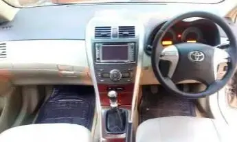 Toyota Corolla Altis 1.8 G 2013