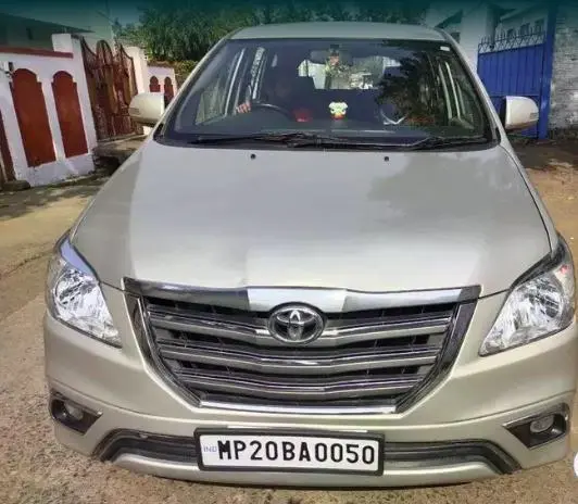 Toyota Innova 2.5 EV Diesel PS 8 Seater BS IV 2015