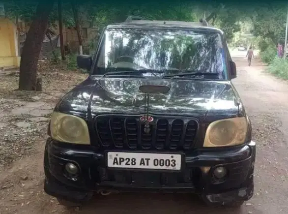 Mahindra Scorpio SLX 2006