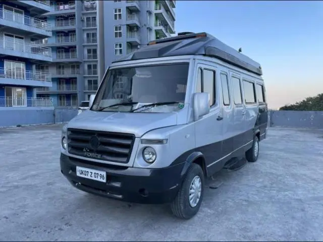 Toyota Commuter HiAce 3.0 L 2009