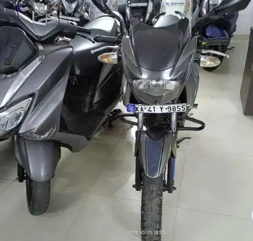 TVS Apache RTR 160cc 2013