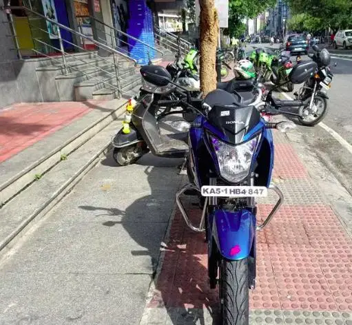 Honda CB Hornet 160R STD 2018