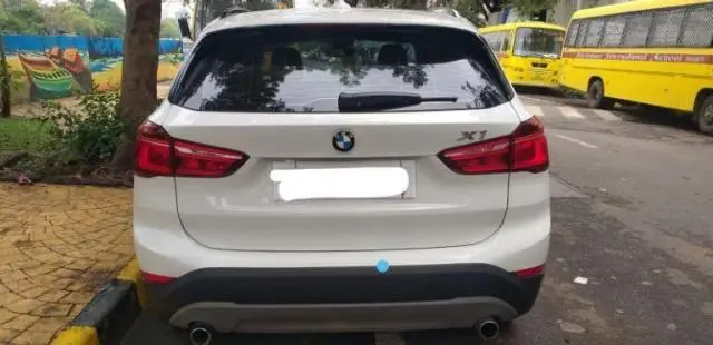 BMW X1 sDrive20d xLine 2016