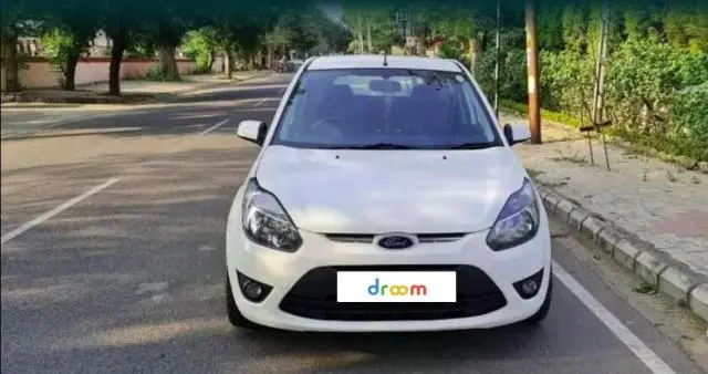 Ford Figo ZXI DURATORQ 1.4 2012