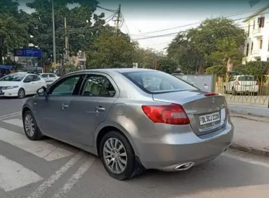 Maruti Suzuki Kizashi CVT 2012