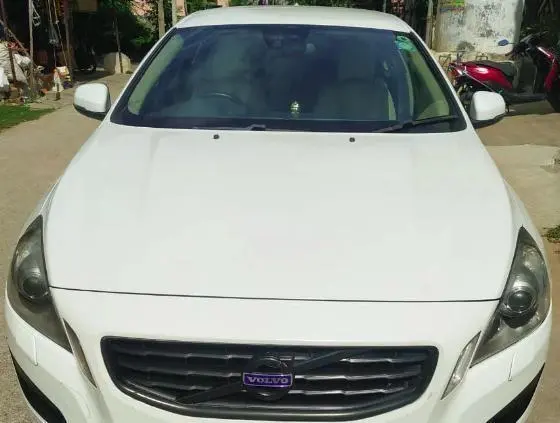 Volvo S60 KINETIC D3 2012