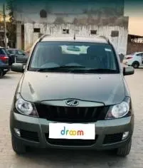 Mahindra Quanto C8 2014