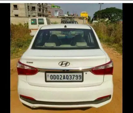 Hyundai Xcent E+ CRDi 2017