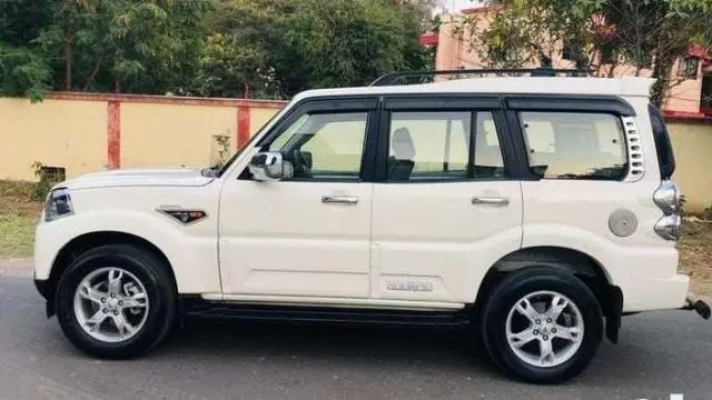 Mahindra Scorpio S10 1.99 mHawk 2016