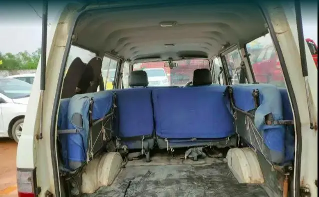 Toyota Qualis FS F5 2002