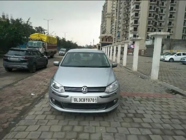 Volkswagen Vento 1.6L Highline 2011