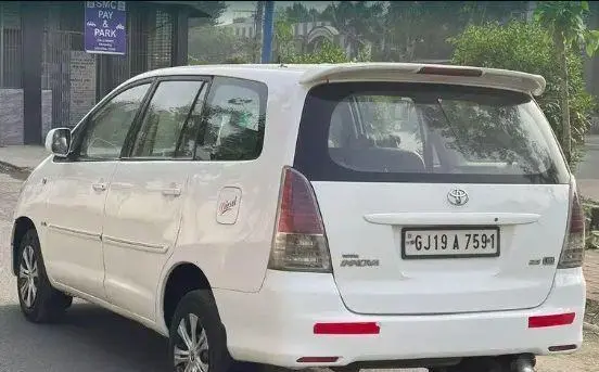 Toyota Innova 2.5 G 2005