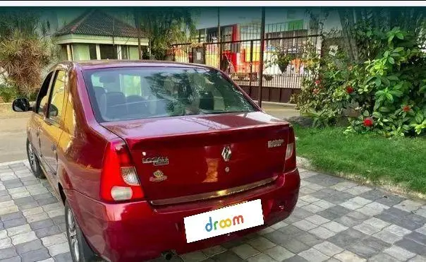 Mahindra Renault Logan DLX 1.5 DCI 2010