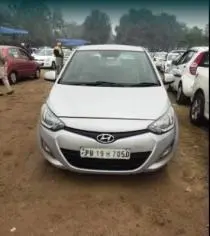Hyundai i20 Sportz 1.4 CRDi 2013