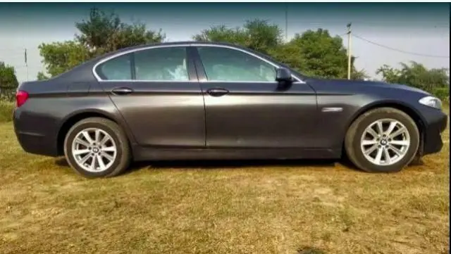 BMW 5 Series 520D LUXURY LINE 2011