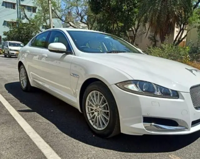 Jaguar XF 2.2 Diesel Luxury 2013