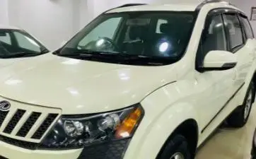 Mahindra XUV500 W8 2012