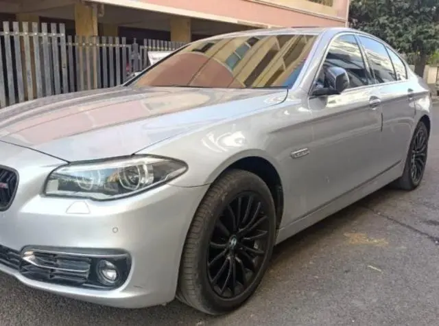 BMW 5 Series 520D LUXURY LINE 2014