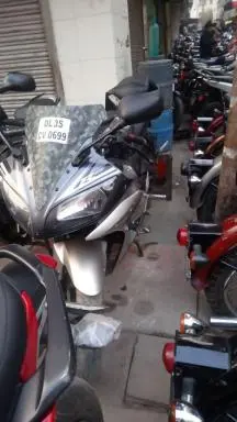 Yamaha YZF-R15 2.0 150cc 2015