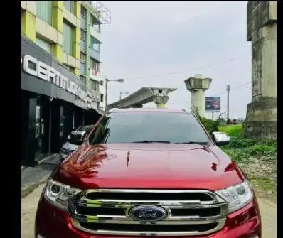 Ford Endeavour Titanium 3.2 4x4 AT 2016