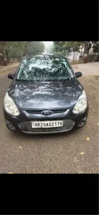 Ford Figo 1.2P TITANIUM MT 2012