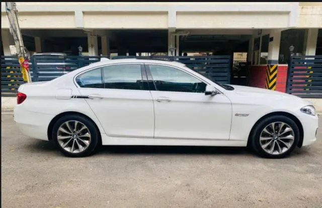 BMW 5 Series 520d 2015
