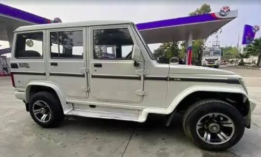 Mahindra Bolero SLE 2010