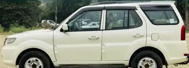 Tata Safari Storme EX 2012