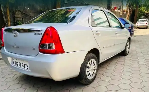 Toyota Etios G 2011