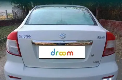 Maruti Suzuki SX4 VDi 2011
