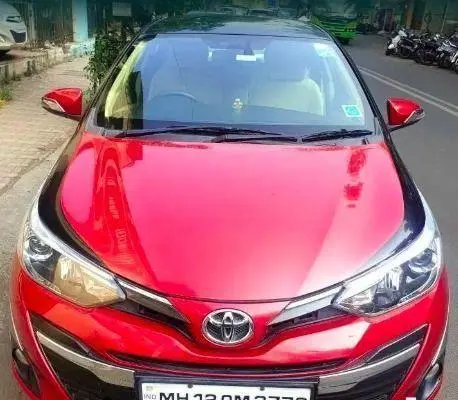 Toyota Yaris V MT 2018