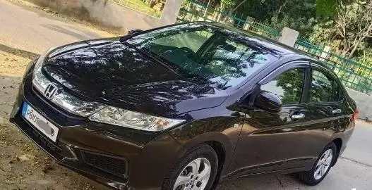 Honda City SV i-DTEC 2015