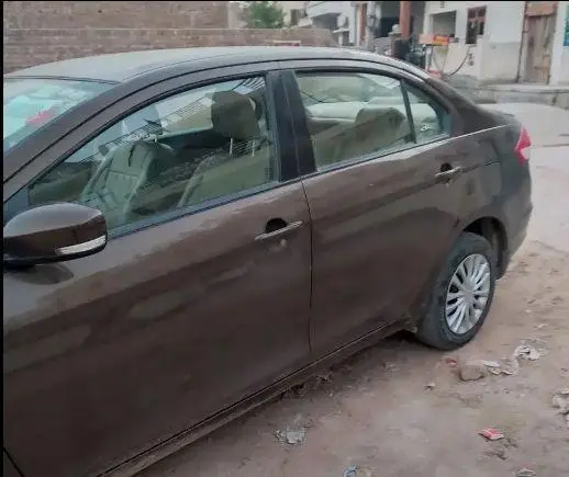 Maruti Suzuki Ciaz VDi SHVS 2016