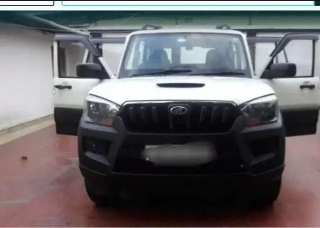 Mahindra Scorpio S4 2017