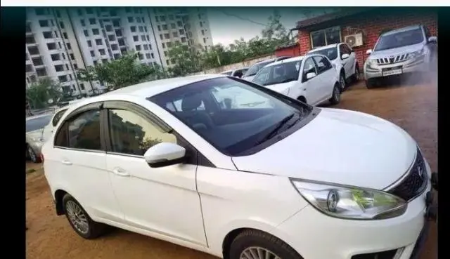 Tata Zest quadrajet 1.3 90PS XT diesel 2014