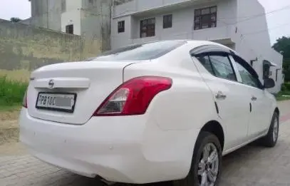 Nissan Sunny XV DIESEL 2012