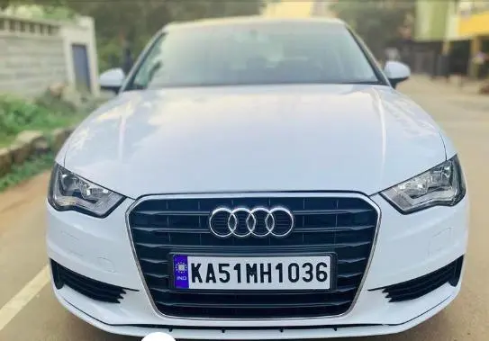 Audi A3 35 TDI PREMIUM PLUS 2015