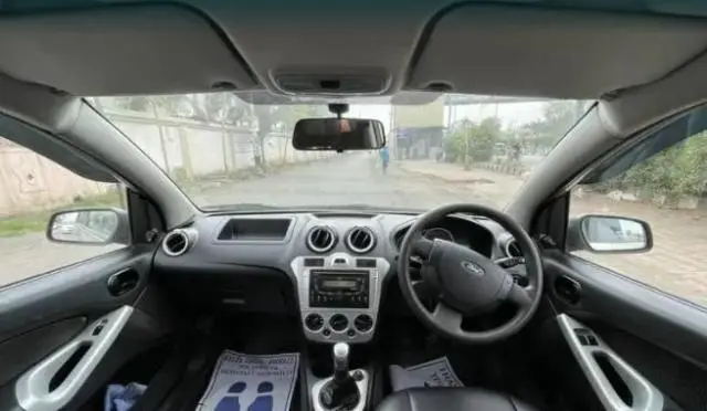 Ford Figo ZXI DURATORQ 1.4 2013