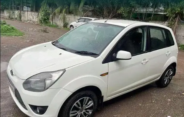 Ford Figo 1.4 TDCI TITANIUM 2011
