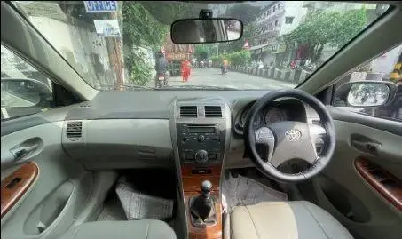 Toyota Corolla Altis G MT 2010