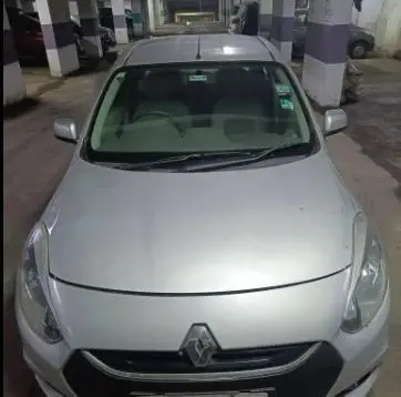 Renault Scala RXL PETROL 2014