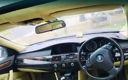 BMW 5 Series 520d 2009