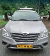 Toyota Innova 2.5 G 8 STR BS III 2010